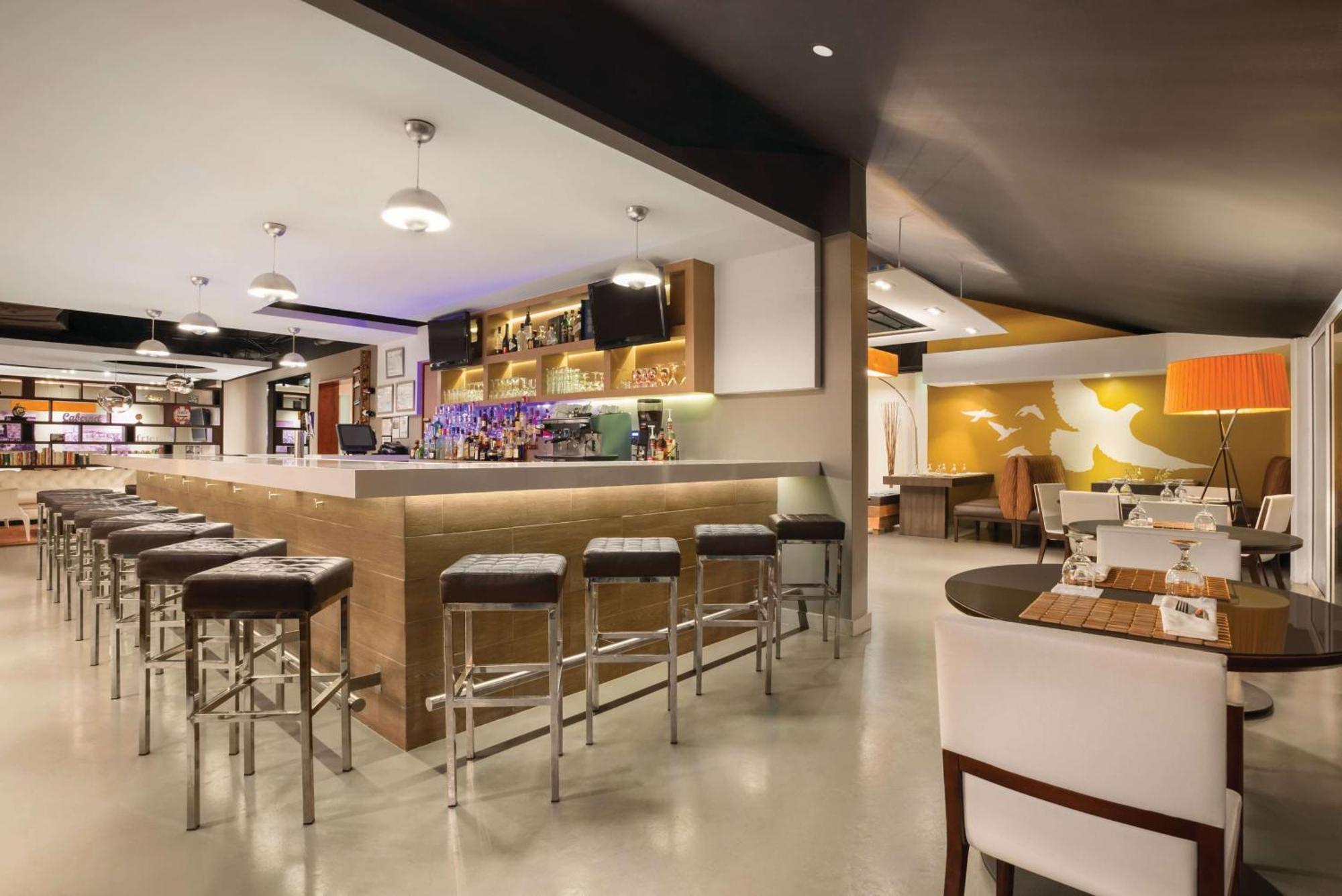 Tryp By Wyndham Isla Verde San Juan Exteriér fotografie