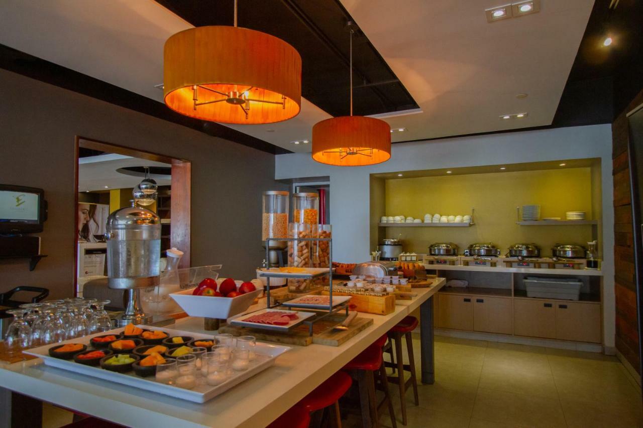 Tryp By Wyndham Isla Verde San Juan Exteriér fotografie
